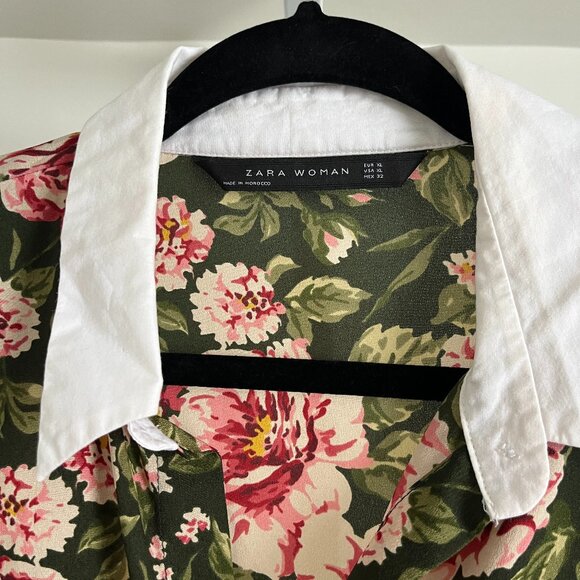 Zara Floral Blouse with Pearl Sleeve Buttons - Picture 3 of 4